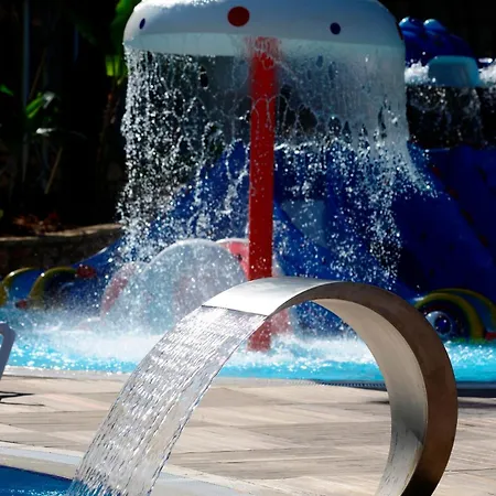 فندق ومي ديلوكس - حلال شامل كليًا 5*