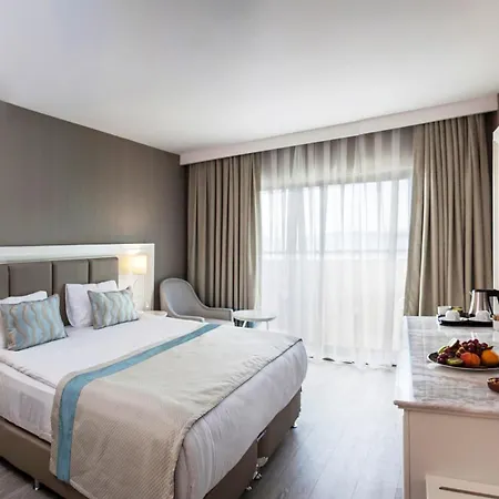 ومي ديلوكس - حلال شامل كليًا