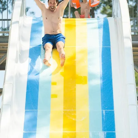 فندق ومي ديلوكس - حلال شامل كليًا