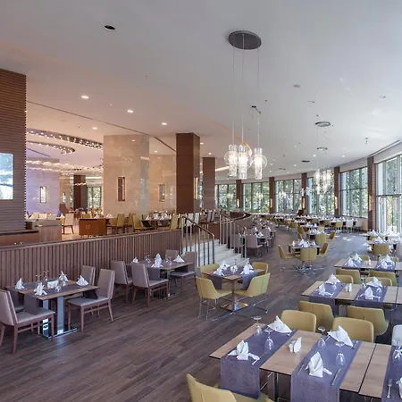 ومي ديلوكس - حلال شامل كليًا 5* أفسالاّر