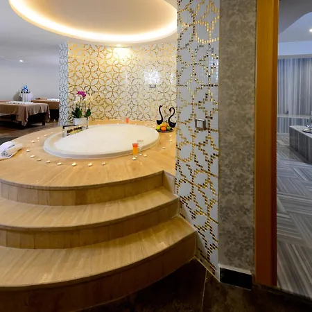Wome Deluxe Hotel
