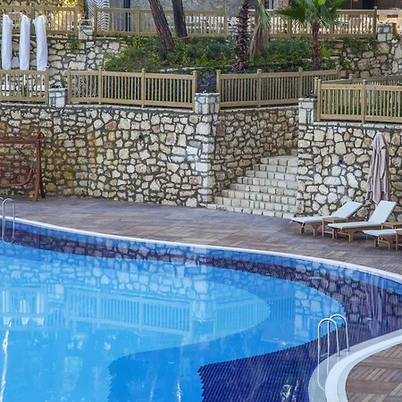 Wome Deluxe Отель Авсаллар