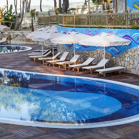 Wome Deluxe Hotel 5*