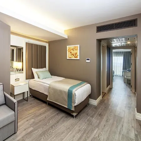 Wome Deluxe 5* Авсаллар